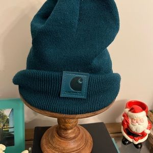 carhartt beanie leather patch